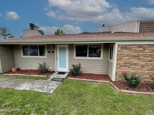 22 Quarterdeck Townes