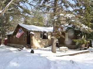 10152 Lower Kaubashine Rd, Hazelhurst, WI 54531