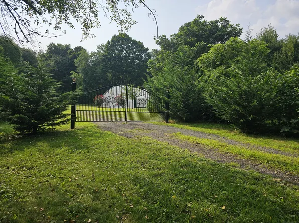 41 Cow Hill Road, Clinton, CT 06413