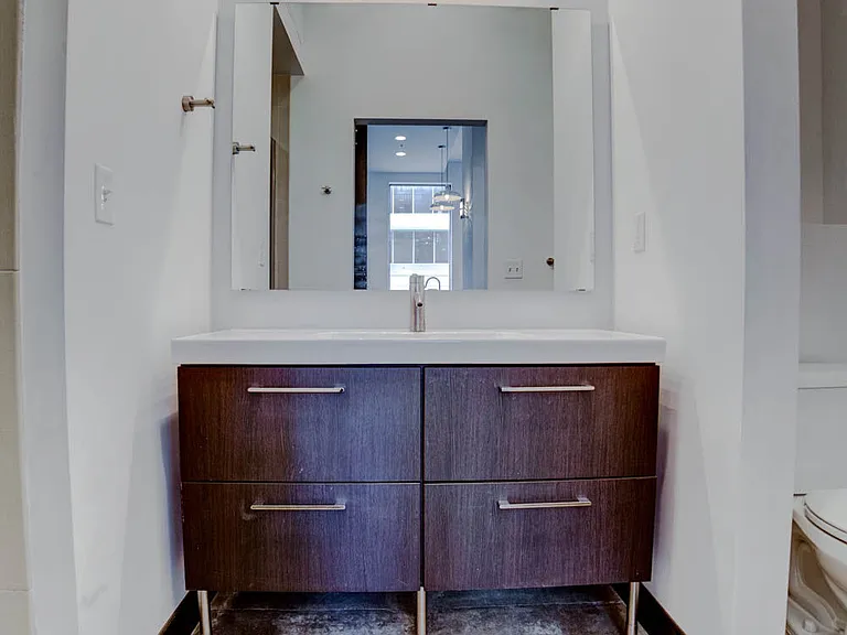 Vandever Lofts — Photo 22