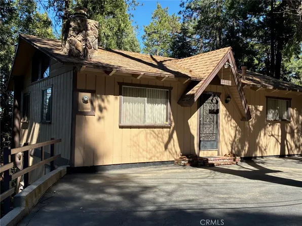 23992 Lake View Dr, Crestline, CA 92325