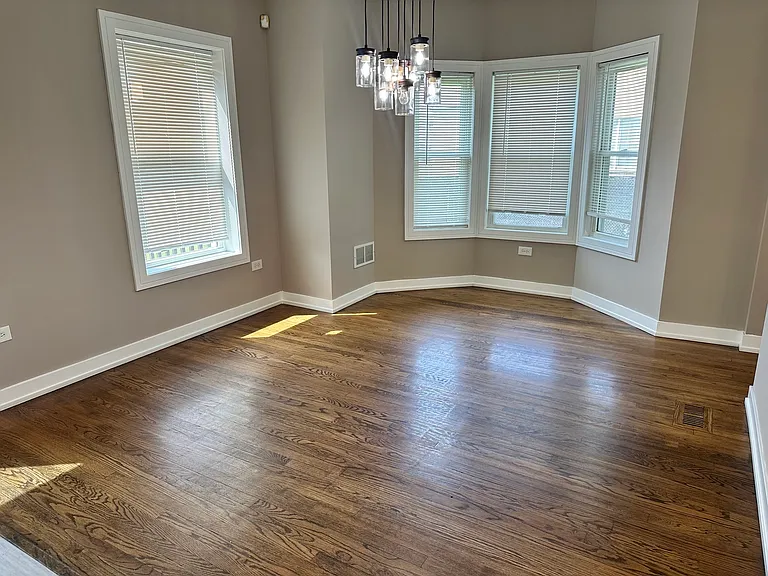 9520 S Ridgeway Ave — Photo 13