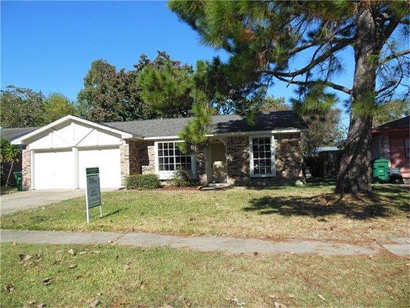 3rd image of 1720 Dolphin Dr