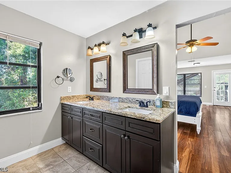 1576 Beechwood Trl — Photo 31