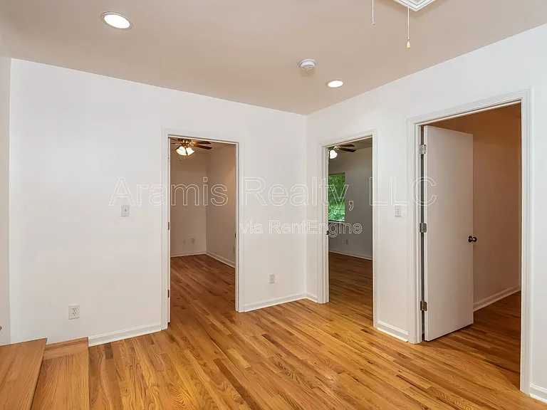 83 Ormond St SE — Photo 10
