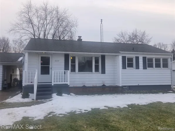 2029 Gerard St, Flint, MI 48507
