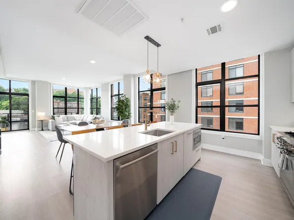711 1st St #501, Hoboken, NJ 07030