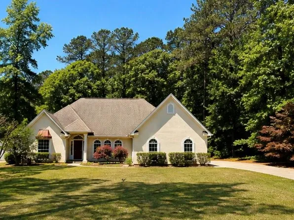 25 Blackfoot Trl, Sharpsburg, GA 30277