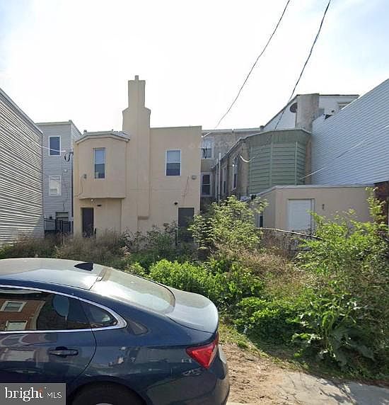 1st image of 2030 N 8th St