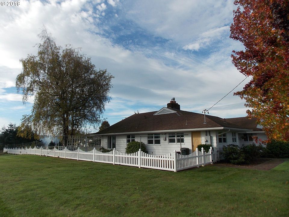 2nd image of 1228 Willow St