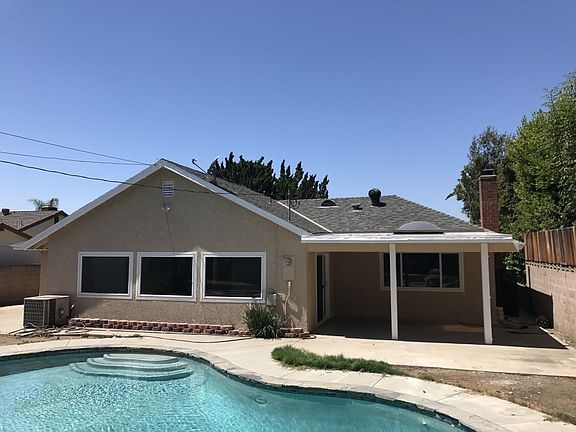 5th image of 3158 Dawnview Ave