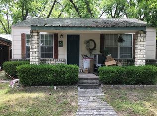 104 E Pecan St, Glen Rose, TX 76043