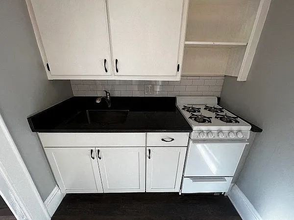 145 Main St — Photo 9