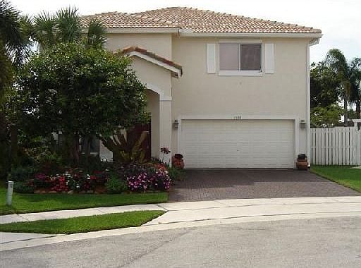 1st image of 1102 Fosters Mill Dr