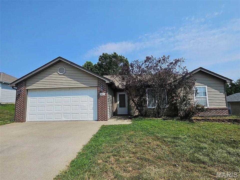1st image of 107 Pioneer Ct