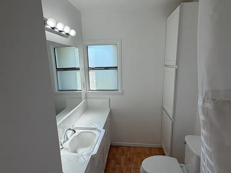 1431 Verd Oaks Dr #1433-1/2 — Photo 9