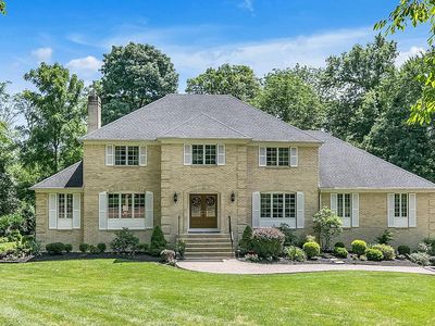 140 Lake Rd, Basking Ridge, NJ, 07920