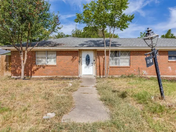 500 Steeple Ridge Ct, Everman, TX 76140