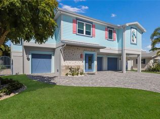 214 Oak Ave, Anna Maria, FL 34216