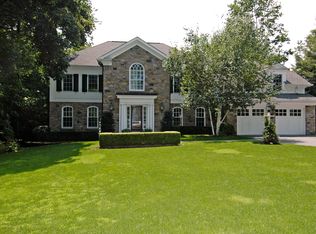 29 Bradford Rd, Scarsdale, NY 10583