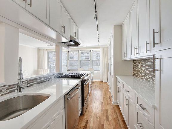 2nd image of 1461 1st Ave #6F
