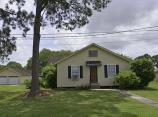 701 W Pine St, Erath, LA 70533