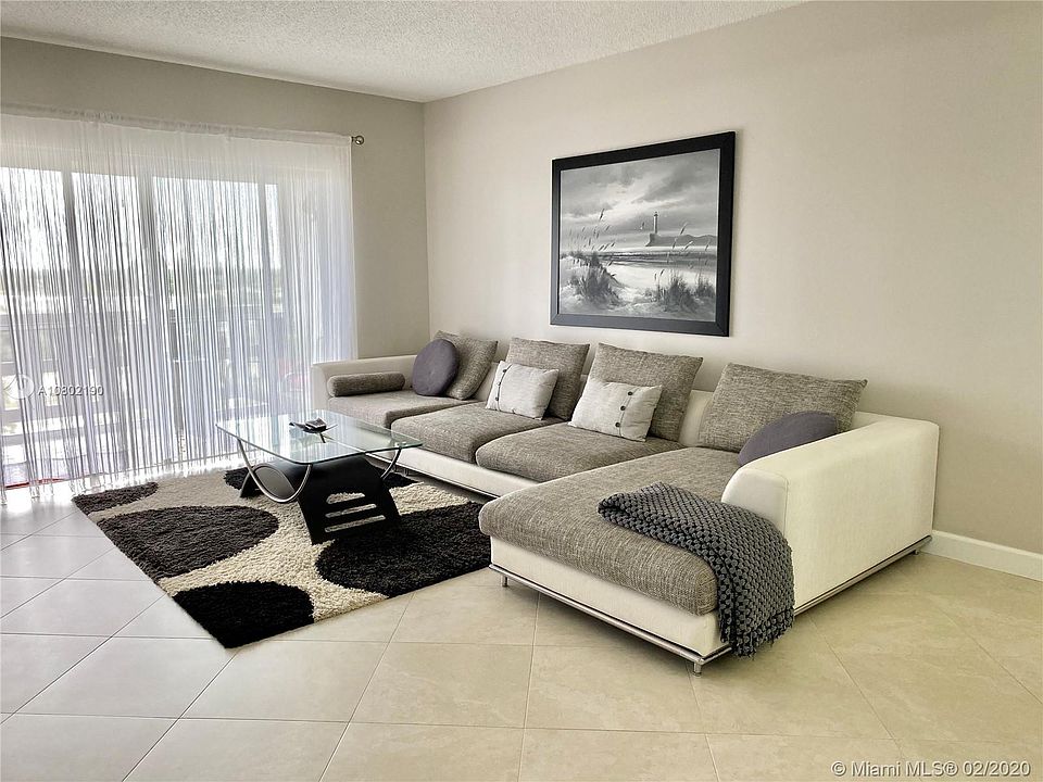 1st image of 4330 Hillcrest Dr APT 703