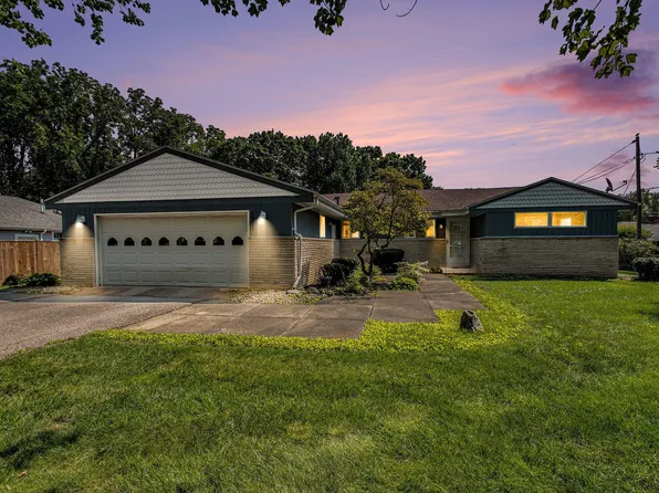 1517 Orchard Ln, Niles, MI 49120