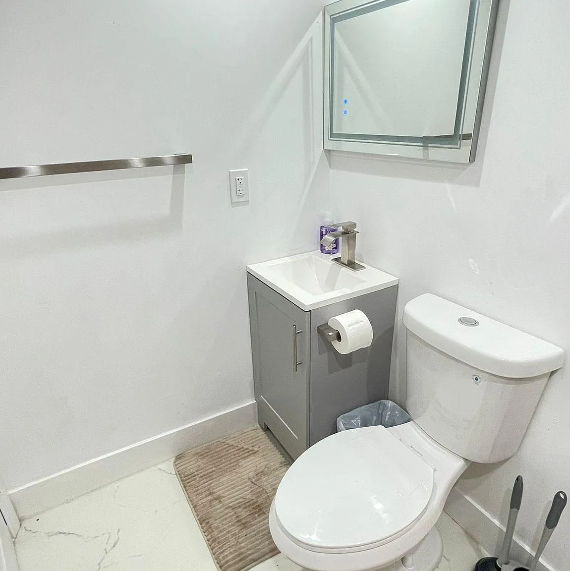 1511 SW 90th Ave — Photo 4