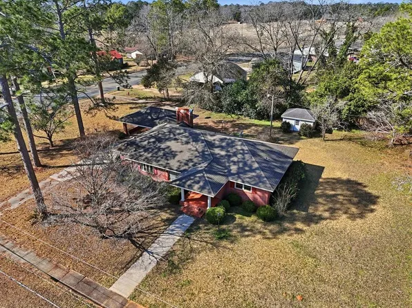 25 N Stevens St, Ellaville, GA 31806