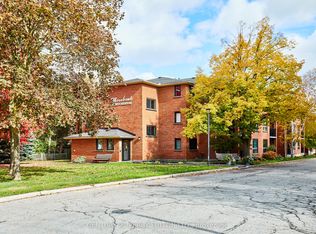 219 Main St N #301, Uxbridge, ON L9P1C4