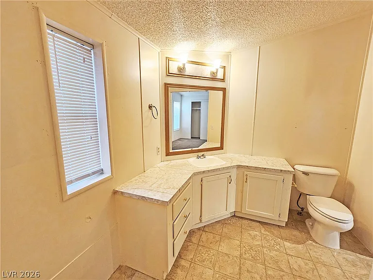 1441 W Betty Ave #1 — Photo 12