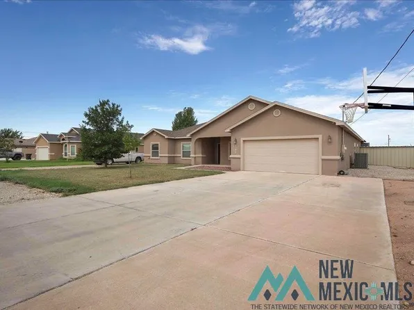 3907 N Doc Holliday Ct, Carlsbad, NM 88220