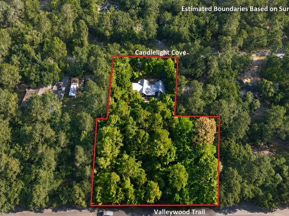 153 Candlelight Cv, Holly Lake Ranch, TX 75765