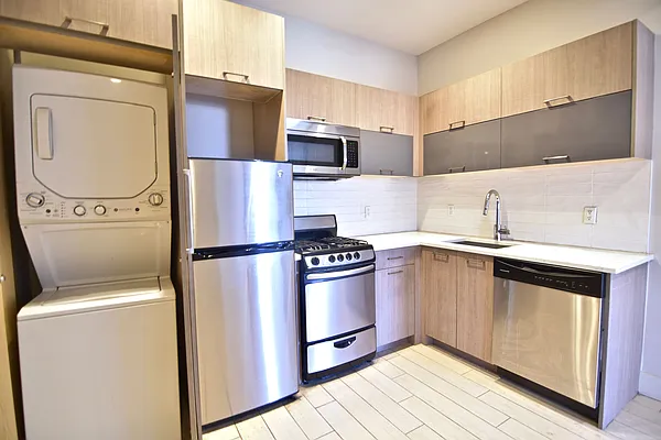 Rented by Bohemia Realty Group | media 14