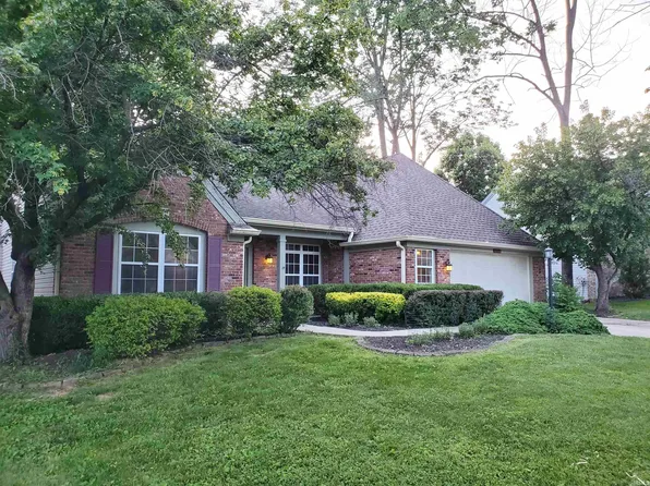 2248 S Olde Mill Dr, Bloomington, IN 47401