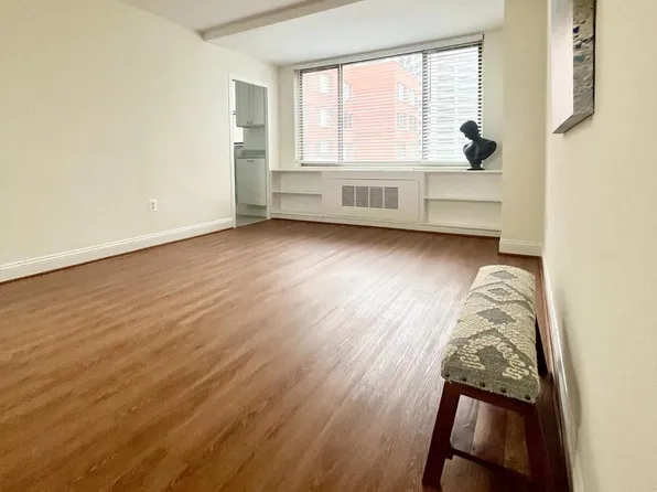 1121 Arlington Blvd APT 722, Arlington, VA 22209