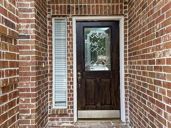 4th image of 8409 Brooksby Dr