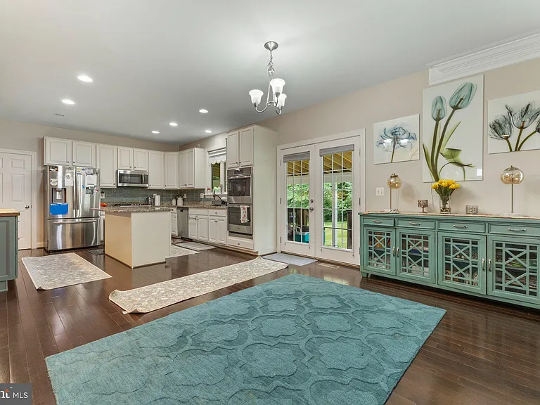 4900 Quixote Ct — Photo 10