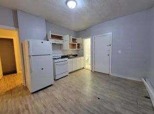 637 S Park St #2E, Elizabethport, NJ 07206