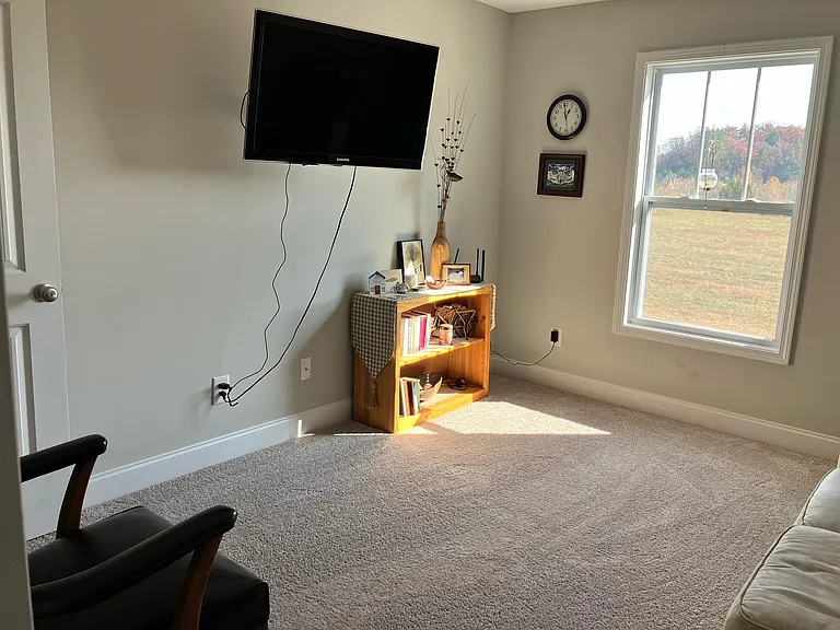344 Broadberry Ave — Photo 28