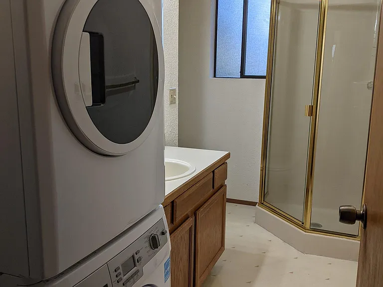 9115 Sand Point Way NE #B — Photo 6