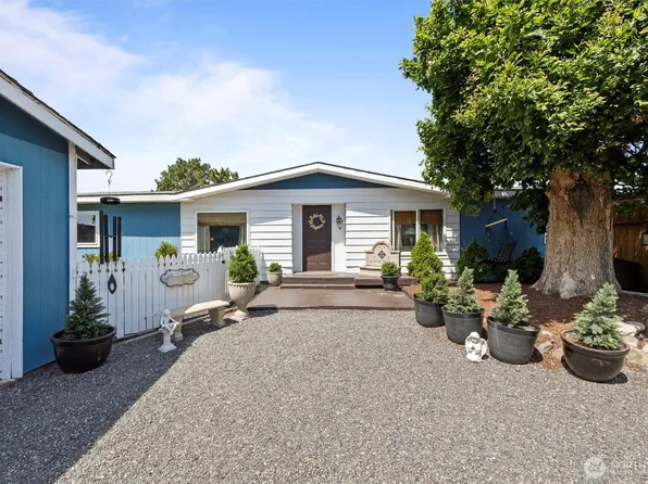 9107 W Arrowhead Avenue, Kennewick, WA 99336