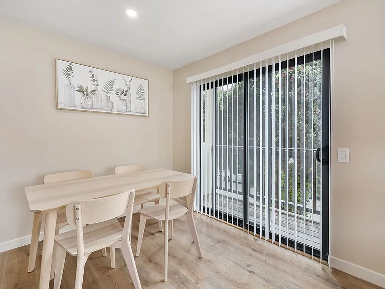 241 Ocean View Ave #L — Photo 12