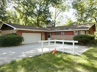 28373 Springbrook Dr, Lawton, MI 49065