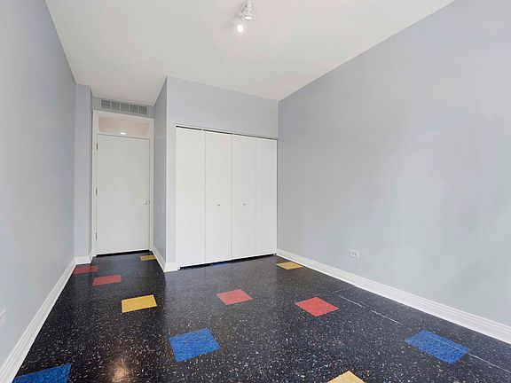 3rd image of 330 N Clinton St APT 504