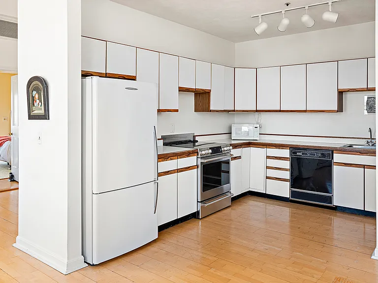 37-39 Winnisimmet St #8C — Photo 9