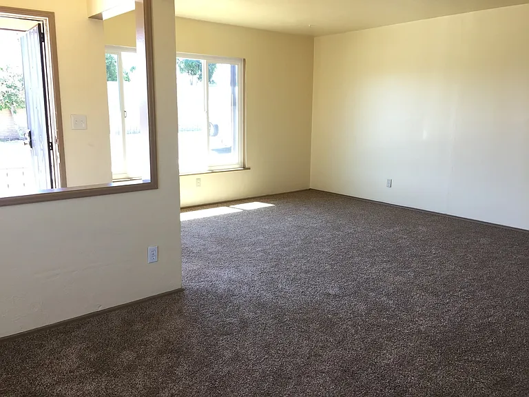 779 Corvina St — Photo 4