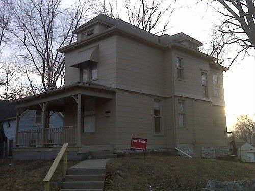 1st image of 3717 Windsor Ave