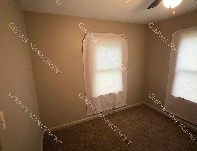 1505 Hughes Ave — Photo 3